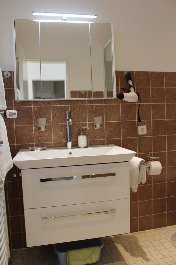 Mariaprimavera Apartment Am Kurpark Mit Schwarzwaldblick * * * * Бад Кроцинген Екстериор снимка